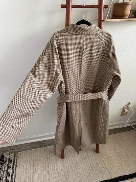 NWOT JW Anderson x Uniqlo plaid trench coat - Picture 8 of 12